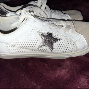 Stylish White and Silver Women's Sneakers